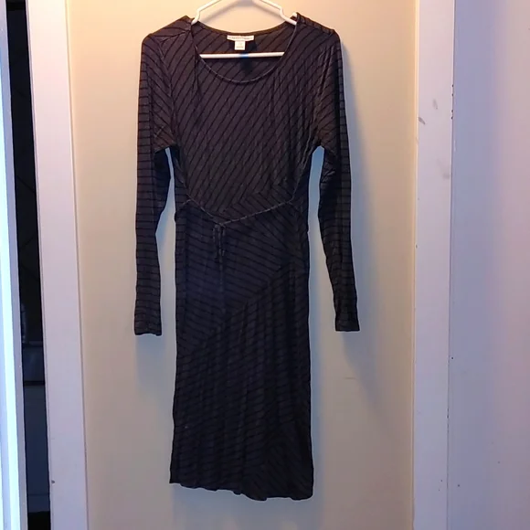 Motherhood maternity dress - Picture 1 of 3